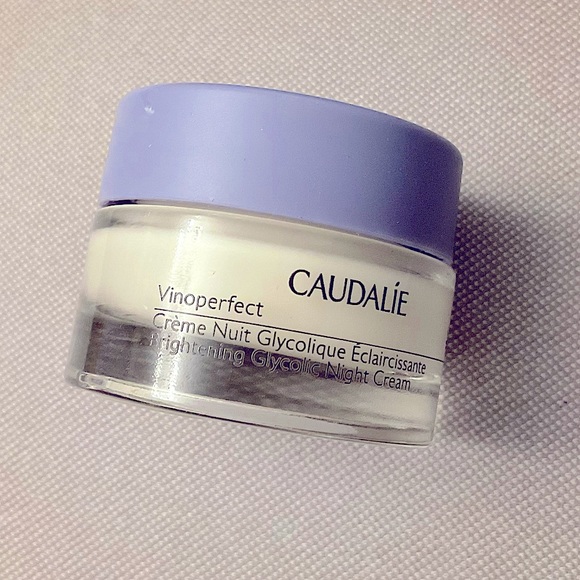 Caudalie Vinoperfect Brightening Glycolic Night Cream 🧴🌜🌟 15 ML .5 FL Oz - Picture 1 of 5